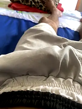 Snapshot of Gomes177 chatting on October 25, 2025, 2:24 pm Gomes177 online show from October 25, 2025, 2:24 pm