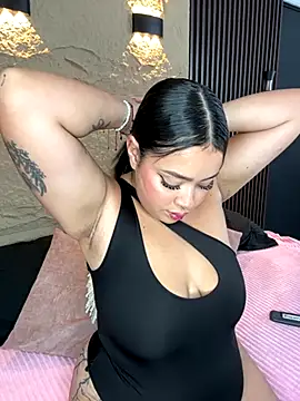 GenesisBlaze online show from November 19, 2025, 6:08 pm