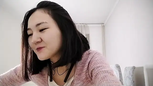 Snapshot of Lyndasilk chatting on November 7, 2025, 3:12 pm Lyndasilk online show from November 7, 2025, 3:12 pm