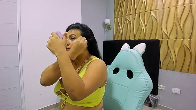 violeta seans online show from October 21, 2025, 11:44 am