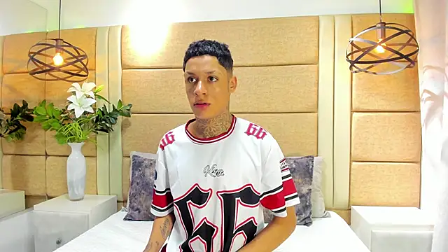 GaelCarter online show from October 15, 2025, 3:39 am