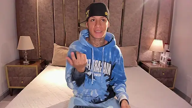 GaelCarter online show from October 24, 2025, 3:47 am