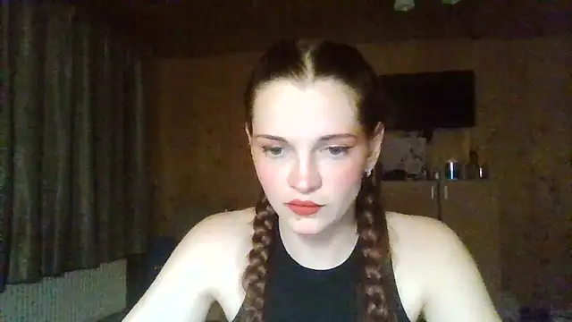 AmeliieLaFleur online show from June 4, 2026, 8:37 pm