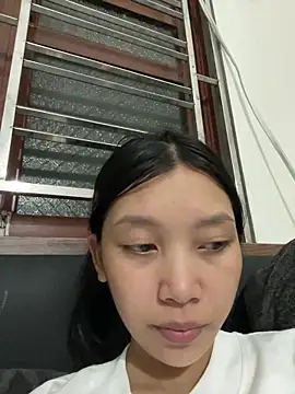 linh-lan1 online show from June 17, 2026, 2:51 pm