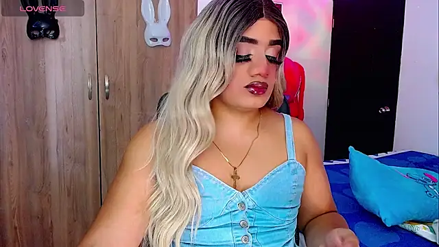 Sofiabigcock22 online show from October 26, 2025, 12:11 pm