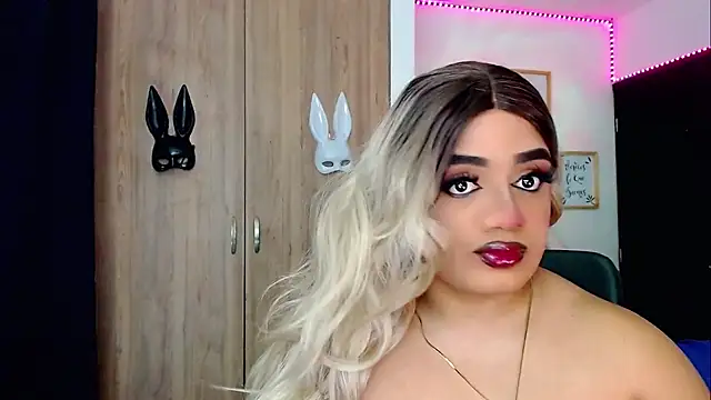 Sofiabigcock22 online show from November 7, 2025, 11:43 am