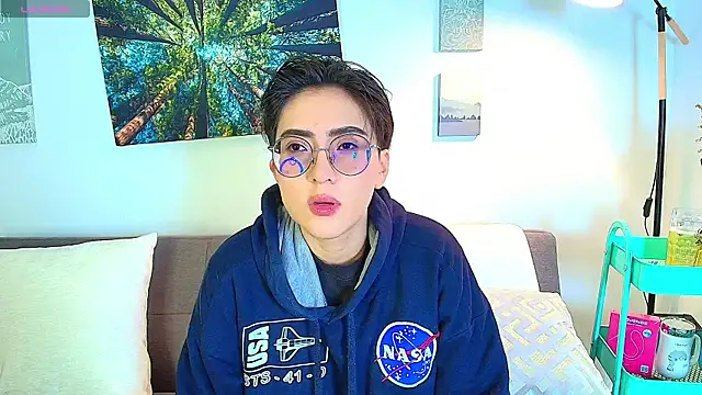 Alex carter online show from October 14, 2025, 10:16 am