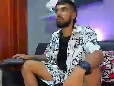 black kameron  online show from November 2, 2025, 1:08 am