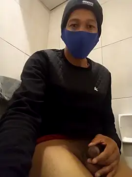 Snapshot of Sgebi8223 chatting on October 18, 2025, 11:27 pm Sgebi8223 online show from October 18, 2025, 11:27 pm