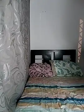 Snapshot of Ruberga20 chatting on November 5, 2025, 5:18 am Ruberga20 online show from November 5, 2025, 5:18 am