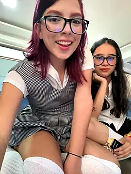 l0lita sweet online show from November 28, 2025, 7:27 pm