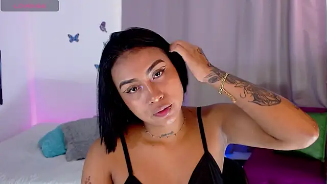 ebony moon1 online show from October 25, 2025, 1:07 pm