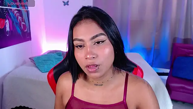 ebony moon1 online show from November 5, 2025, 1:44 pm