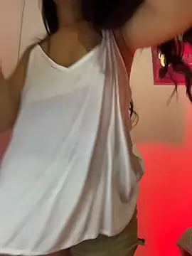 Snapshot of Julieta-Cutie chatting on November 9, 2025, 5:39 am Julieta-Cutie online show from November 9, 2025, 5:39 am