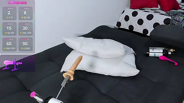 JerryWoolley online show from October 18, 2025, 7:58 pm