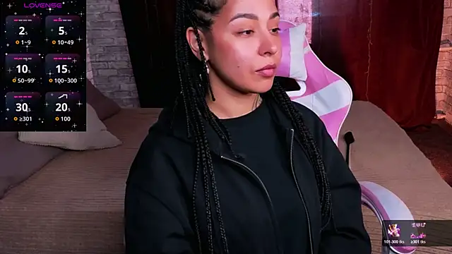 Aisha Goldstein online show from April 1, 2026, 8:37 am