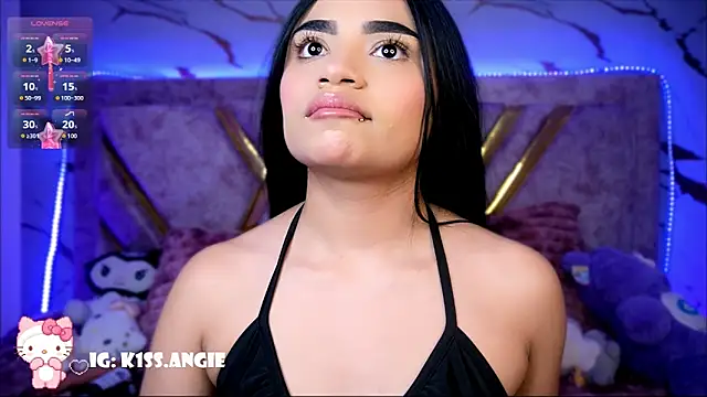 angie boo  online show from October 27, 2025, 1:31 am