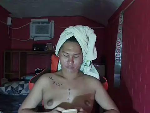 Snapshot of sexychekaiixxx chatting on October 24, 2025, 9:17 am sexychekaiixxx online show from October 24, 2025, 9:17 am