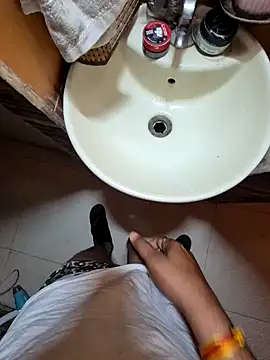 Snapshot of crawlerdrill chatting on February 5, 2026, 2:16 am crawlerdrill online show from February 5, 2026, 2:16 am