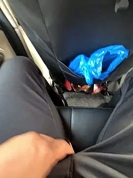 Snapshot of crawlerdrill chatting on February 10, 2026, 10:41 am crawlerdrill online show from February 10, 2026, 10:41 am