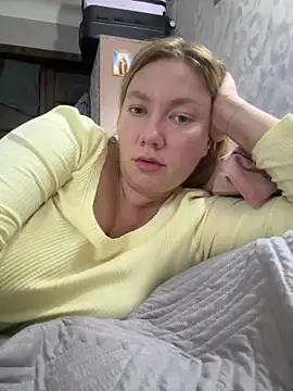 Barby Kiss online show from October 12, 2025, 2:27 pm