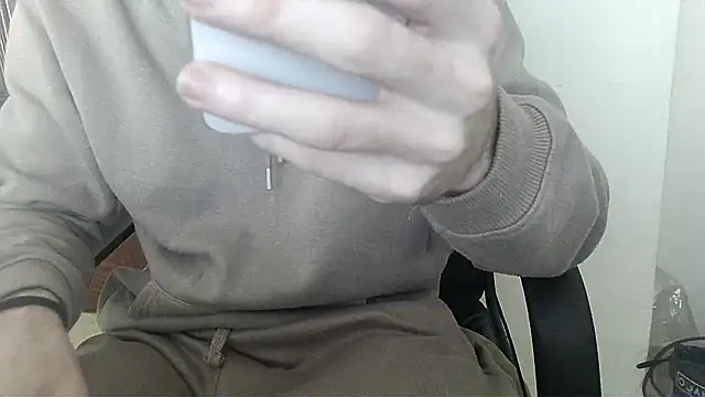 Snapshot of ZorroRomeo chatting on January 13, 2026, 12:21 pm ZorroRomeo online show from January 13, 2026, 12:21 pm