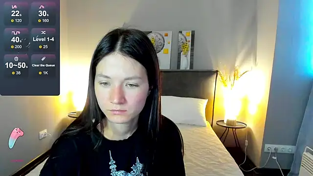 Snapshot of ChillGato chatting on October 18, 2025, 8:59 am ChillGato online show from October 18, 2025, 8:59 am