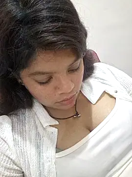 kajal77715 online show from October 22, 2025, 3:34 pm