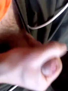 szabi1995 online show from October 30, 2025, 2:07 pm