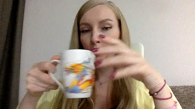 Snapshot of Neralith chatting on May 28, 2026, 5:54 pm Neralith online show from May 28, 2026, 5:54 pm