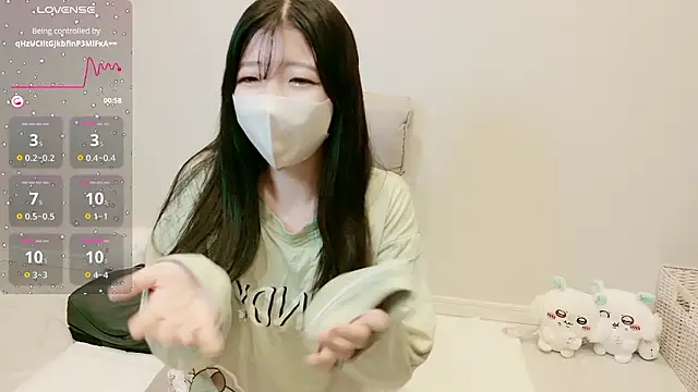 Snapshot of Rin_chan_77 chatting on November 2, 2025, 1:35 pm Rin chan 77 online show from November 2, 2025, 1:35 pm