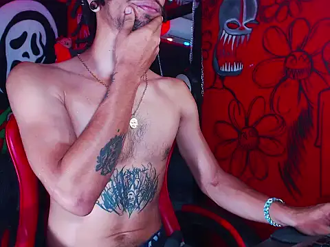 Snapshot of Monsterdominationx chatting on October 13, 2025, 9:31 am Monsterdominationx online show from October 13, 2025, 9:31 am