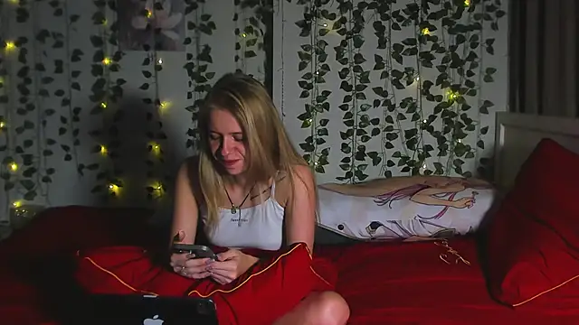 Snapshot of Sweet_Student chatting on October 20, 2025, 9:59 pm Sweet Student online show from October 20, 2025, 9:59 pm