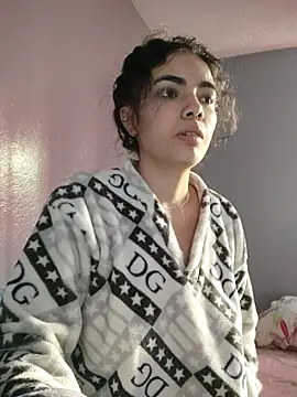 Snapshot of Sofia_Rodriguez8 chatting on November 3, 2025, 11:44 am Sofia Rodriguez8 online show from November 3, 2025, 11:44 am