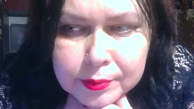 CharleeKendall online show from November 23, 2025, 12:49 pm