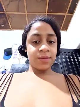 lacrespa24 online show from November 15, 2025, 11:32 pm