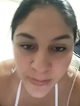 Snapshot of Pocahont_as chatting on November 5, 2025, 4:23 am Pocahont as online show from November 5, 2025, 4:23 am