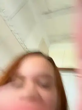 ruivinhadancer online show from November 26, 2025, 1:12 pm