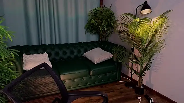 pussysauruss online show from October 18, 2025, 7:31 am