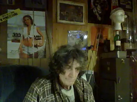 Snapshot of OldManOnline chatting on February 6, 2026, 5:45 am OldManOnline online show from February 6, 2026, 5:45 am