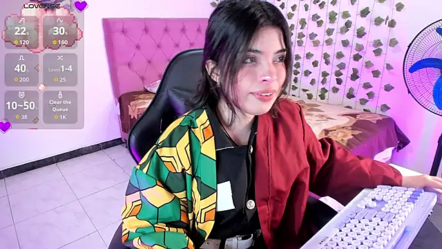 Snapshot of selina_lovers_ chatting on October 29, 2025, 2:58 am selina lovers online show from October 29, 2025, 2:58 am