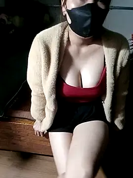 ZazaLy online show from November 1, 2025, 6:54 pm