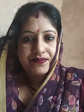 Snapshot of Rayal_bhabi chatting on June 10, 2026, 12:11 am Rayal bhabi online show from June 10, 2026, 12:11 am