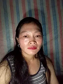 Snapshot of siusiu-00 chatting on October 18, 2025, 1:23 pm siusiu-00 online show from October 18, 2025, 1:23 pm