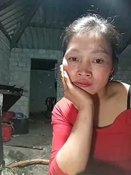 Snapshot of siusiu-00 chatting on October 22, 2025, 1:33 pm siusiu-00 online show from October 22, 2025, 1:33 pm