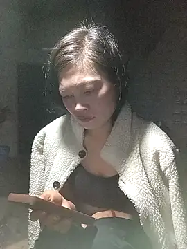 Snapshot of siusiu-00 chatting on October 28, 2025, 8:55 pm siusiu-00 online show from October 28, 2025, 8:55 pm