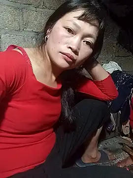 Snapshot of siusiu-00 chatting on November 3, 2025, 2:51 pm siusiu-00 online show from November 3, 2025, 2:51 pm