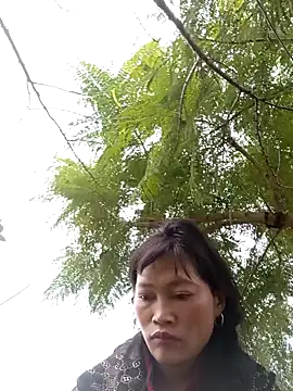 Snapshot of siusiu-00 chatting on November 5, 2025, 6:02 am siusiu-00 online show from November 5, 2025, 6:02 am