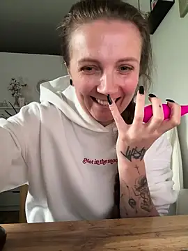 Snapshot of Amy__Leee_ chatting on May 30, 2026, 12:46 pm Amy Leee online show from May 30, 2026, 12:46 pm
