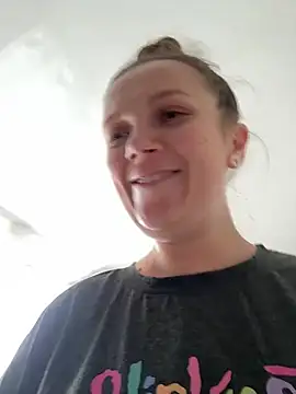 Snapshot of Amy__Leee_ chatting on June 19, 2026, 11:36 am Amy Leee online show from June 19, 2026, 11:36 am